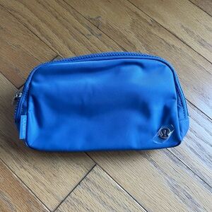 Lululemon Everywhere Belt Bag Large with Long Strap 2L, New